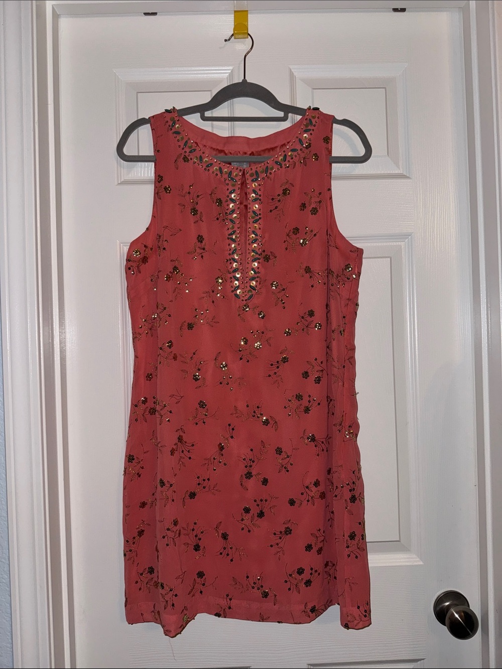 Pearl by Georgina Chapman Coral Embellished Floral Shift Dress